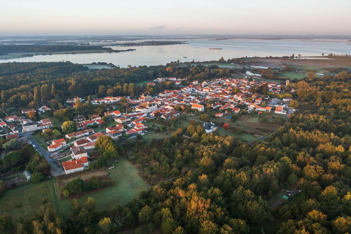 Notre territoire Communauté de Communes de Grand Lieu Notre territoire Communauté de Communes de Grand Lieu
